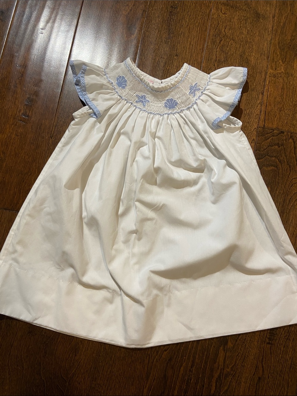 Petit Bebe Seashells smocked ruffle dress Sz 2T white/blue